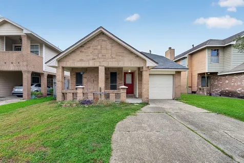 4735 Woodford Street Baytown TX 77521