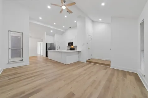 4735 Woodford Street Baytown TX 77521