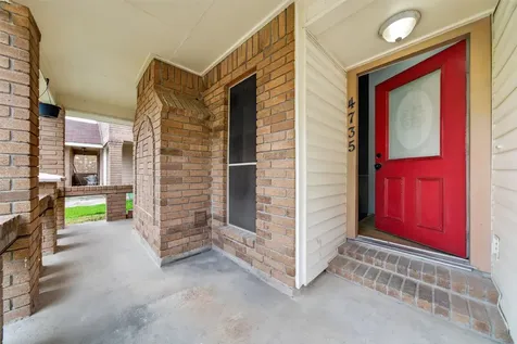 4735 Woodford Street Baytown TX 77521