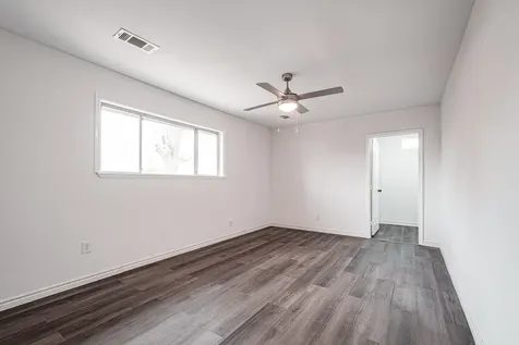 204 Dyer Avenue Baytown TX 77520