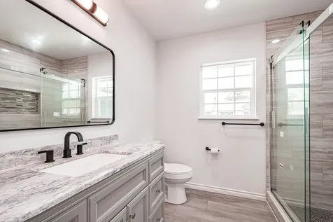 204 Dyer Avenue Baytown TX 77520