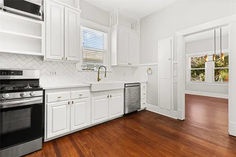 707 Tabor Street Houston TX 77009