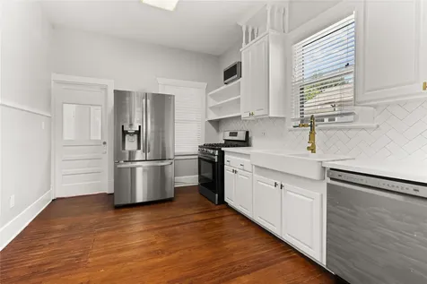 707 Tabor Street Houston TX 77009