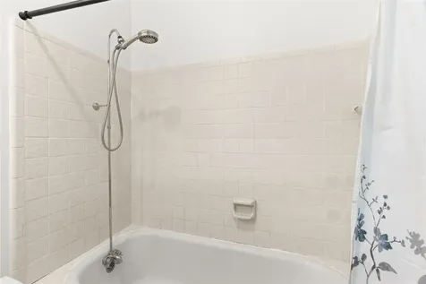 707 Tabor Street Houston TX 77009