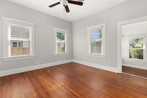 707 Tabor Street Houston TX 77009
