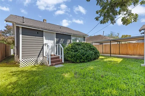 707 Tabor Street Houston TX 77009