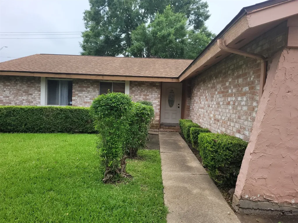 13803 Southline Road Sugar Land TX 77498