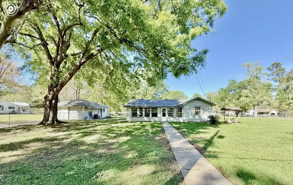 1295 Archie Street Vidor TX 77662