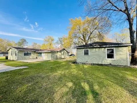 1295 Archie Street Vidor TX 77662