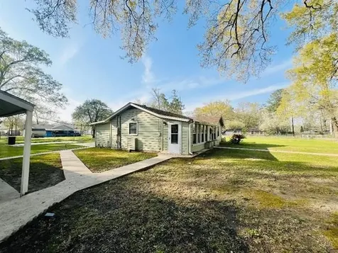 1295 Archie Street Vidor TX 77662