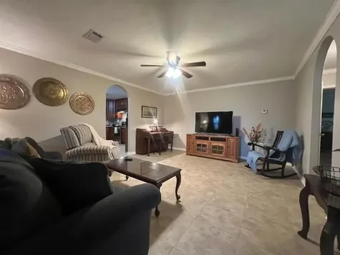 1295 Archie Street Vidor TX 77662