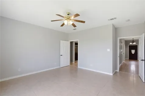 15 Huron Street Victoria TX 77905