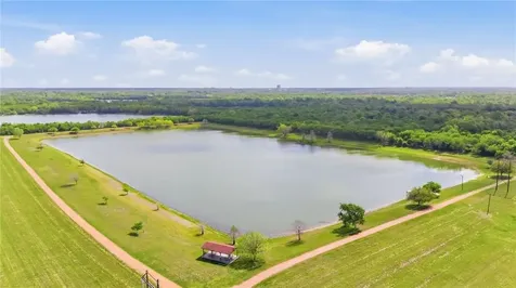 15 Huron Street Victoria TX 77905