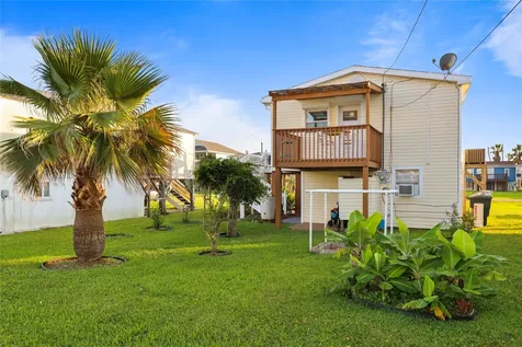 4119 Surf Drive Galveston TX 77554