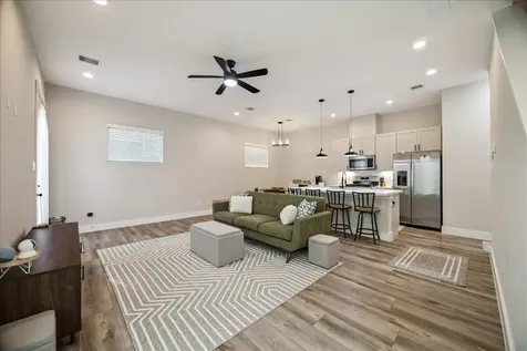 1193 W Tidwell Road Houston TX 77091