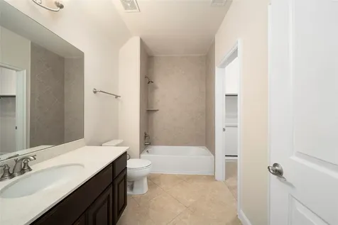 5014 Harvest Chase Lane Sugar Land TX 77479