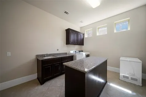 5014 Harvest Chase Lane Sugar Land TX 77479
