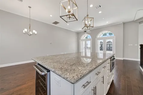 3303 Beverly Forest Drive Houston TX 77057