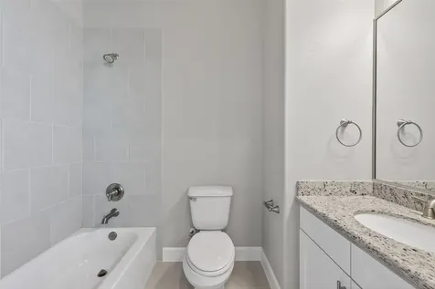 3303 Beverly Forest Drive Houston TX 77057