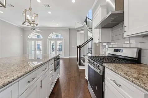 3303 Beverly Forest Drive Houston TX 77057