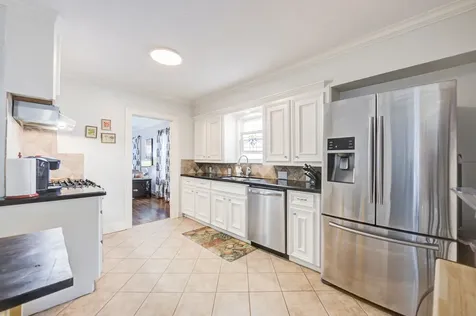 408 Tabor Street Houston TX 77009