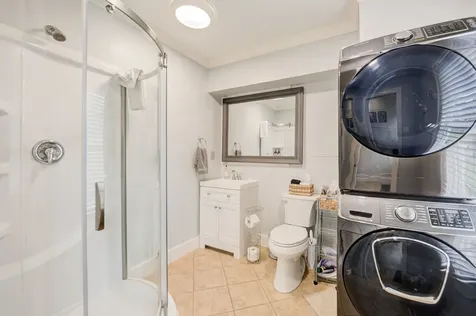 408 Tabor Street Houston TX 77009