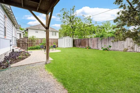 408 Tabor Street Houston TX 77009