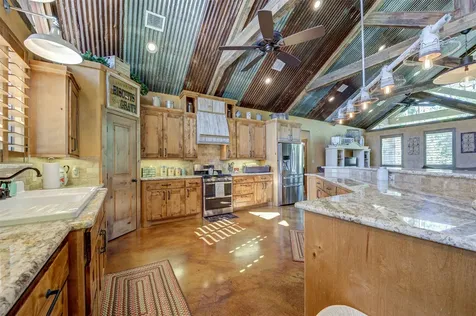 22 Mount Zion Road New Waverly TX 77358