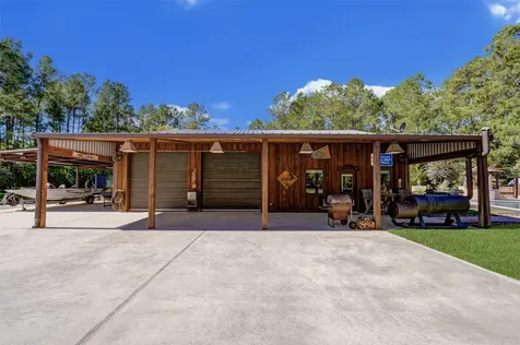 22 Mount Zion Road New Waverly TX 77358