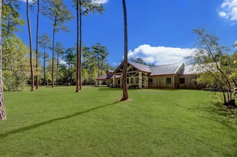 22 Mount Zion Road New Waverly TX 77358