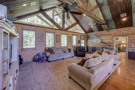 22 Mount Zion Road New Waverly TX 77358
