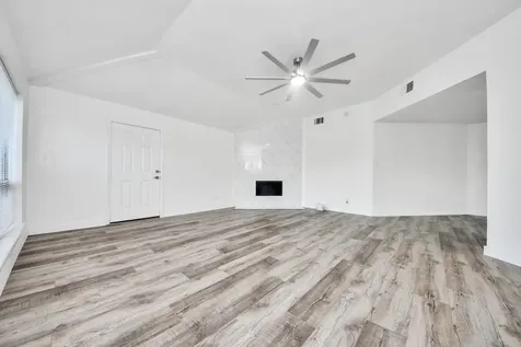 11627 Bowlan Lane Houston TX 77035