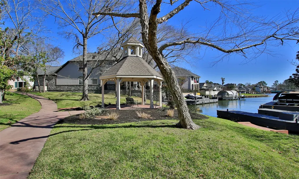 26 Winthrop Harbor Court Montgomery TX 77356