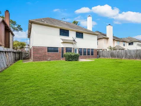 16423 Ash Point Lane Sugar Land TX 77498