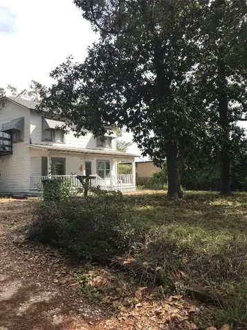 2909 Sam Houston Huntsville TX 77340