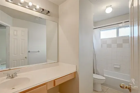 11205 Sunlit Bay Drive Pearland TX 77584