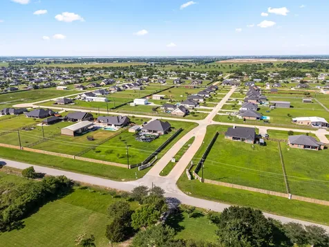 10334 Clydesdale Drive Needville TX 77461
