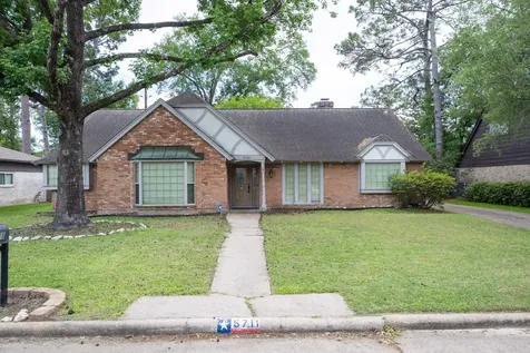 5711 Olympia Fields Lane Houston TX 77069