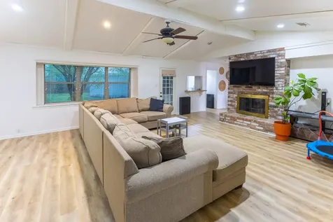 5711 Olympia Fields Lane Houston TX 77069