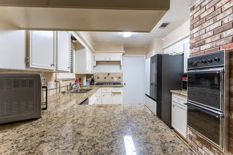 5711 Olympia Fields Lane Houston TX 77069