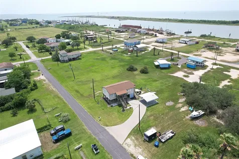 1321 Pickney Avenue Port Bolivar TX 77650