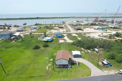 1321 Pickney Avenue Port Bolivar TX 77650