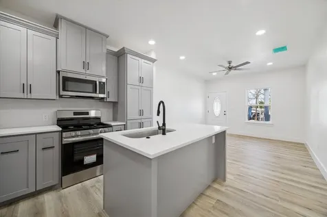 7222 Philibert Lane A/b Houston TX 77028
