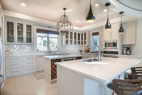 4214 Turks Point Galveston TX 77554