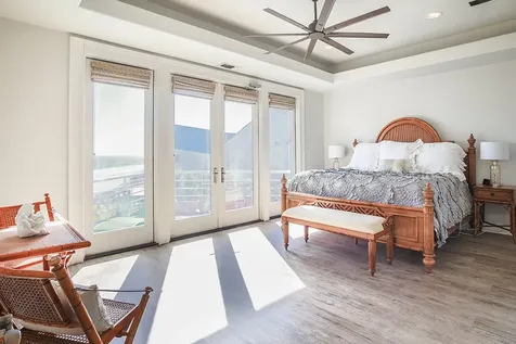 4214 Turks Point Galveston TX 77554