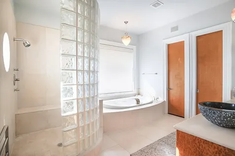 4214 Turks Point Galveston TX 77554