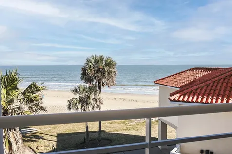 4214 Turks Point Galveston TX 77554