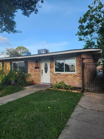 1106 Seafoam Road Houston TX 77062