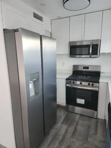 1106 Seafoam Road Houston TX 77062