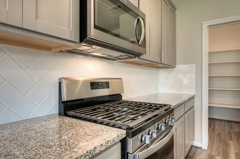 2642 Blue Abbot Drive Fresno TX 77545